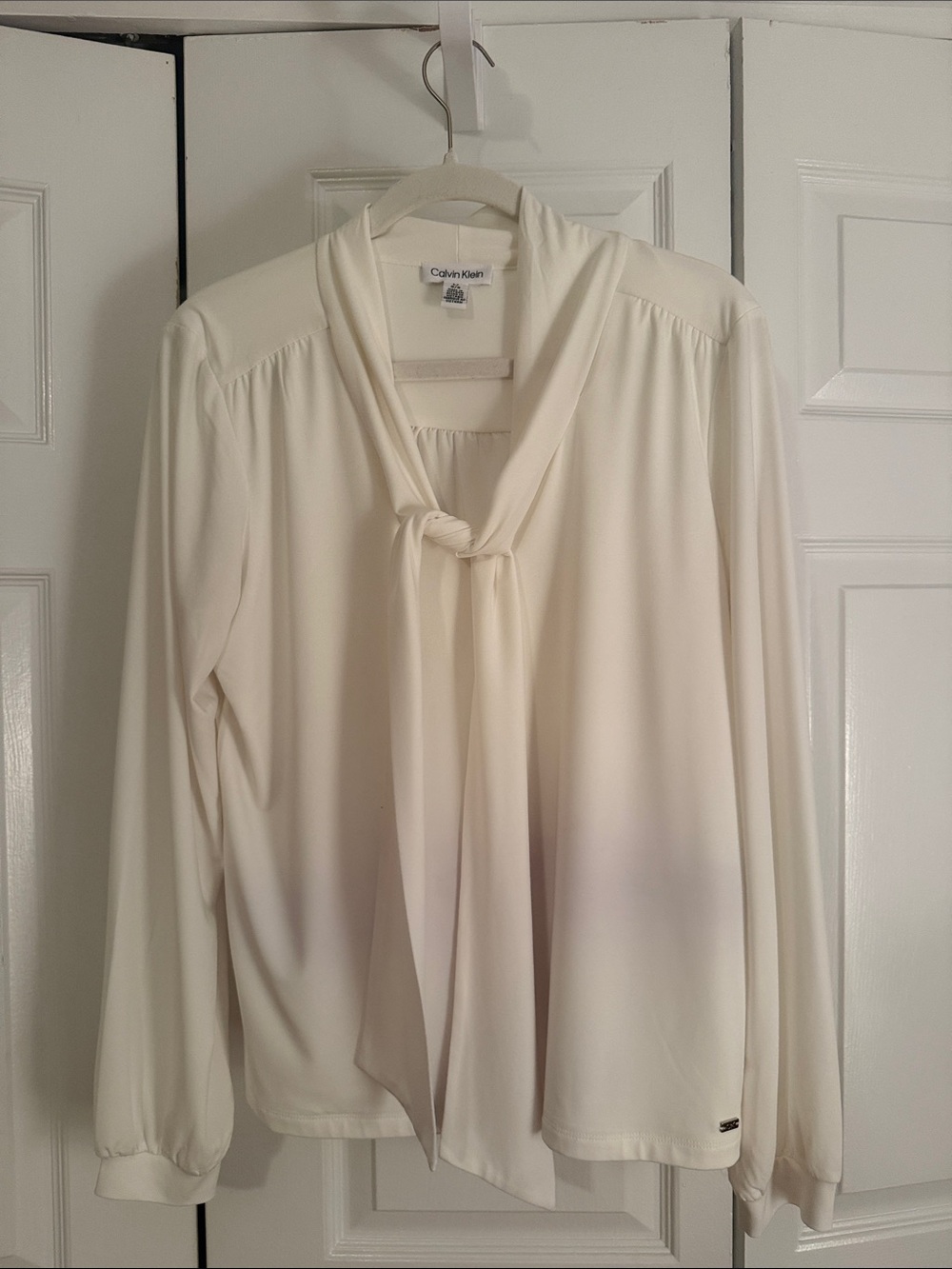 Calvin Klein White Tie-Neck Long Sleeve Blouse